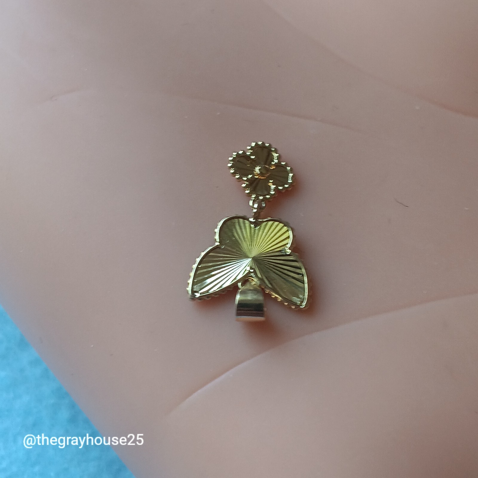 18K Yellow Gold Butterfly Flower Pendant Charm Vertical Drop Dangling 750 NEW