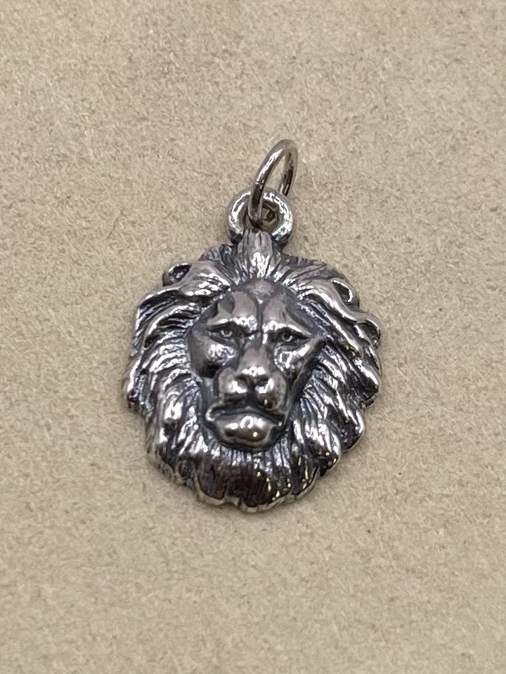 Retired James Avery Lions Head Charm Pendant ORIGINAL Uncut Loop Sterling Silver