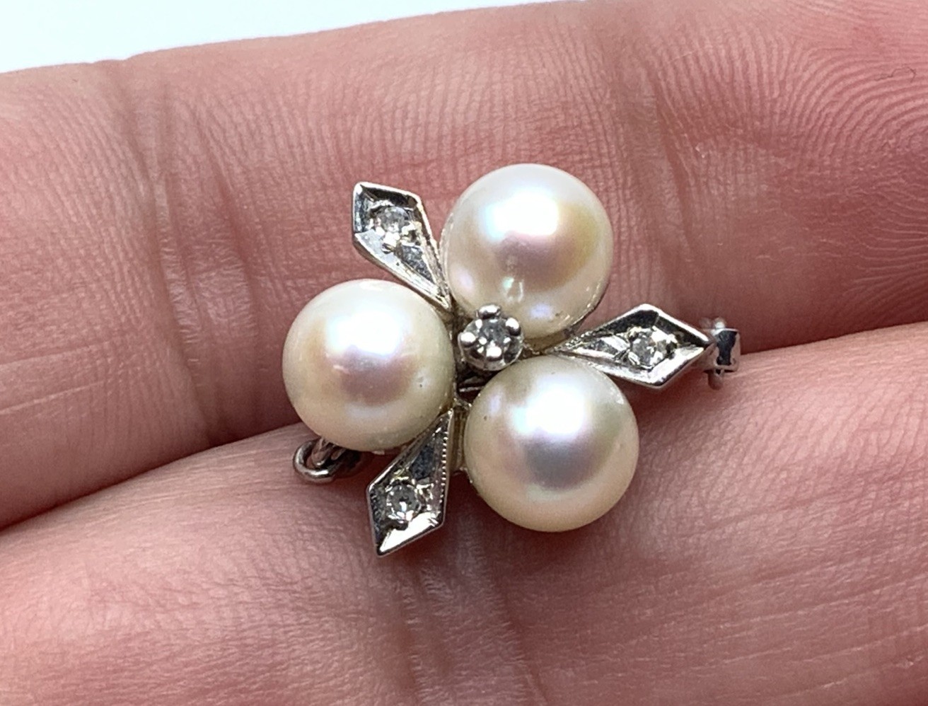 Vintage 14K White Gold Pearls & Diamond Accents Enhancer Pendant – 4.2g
