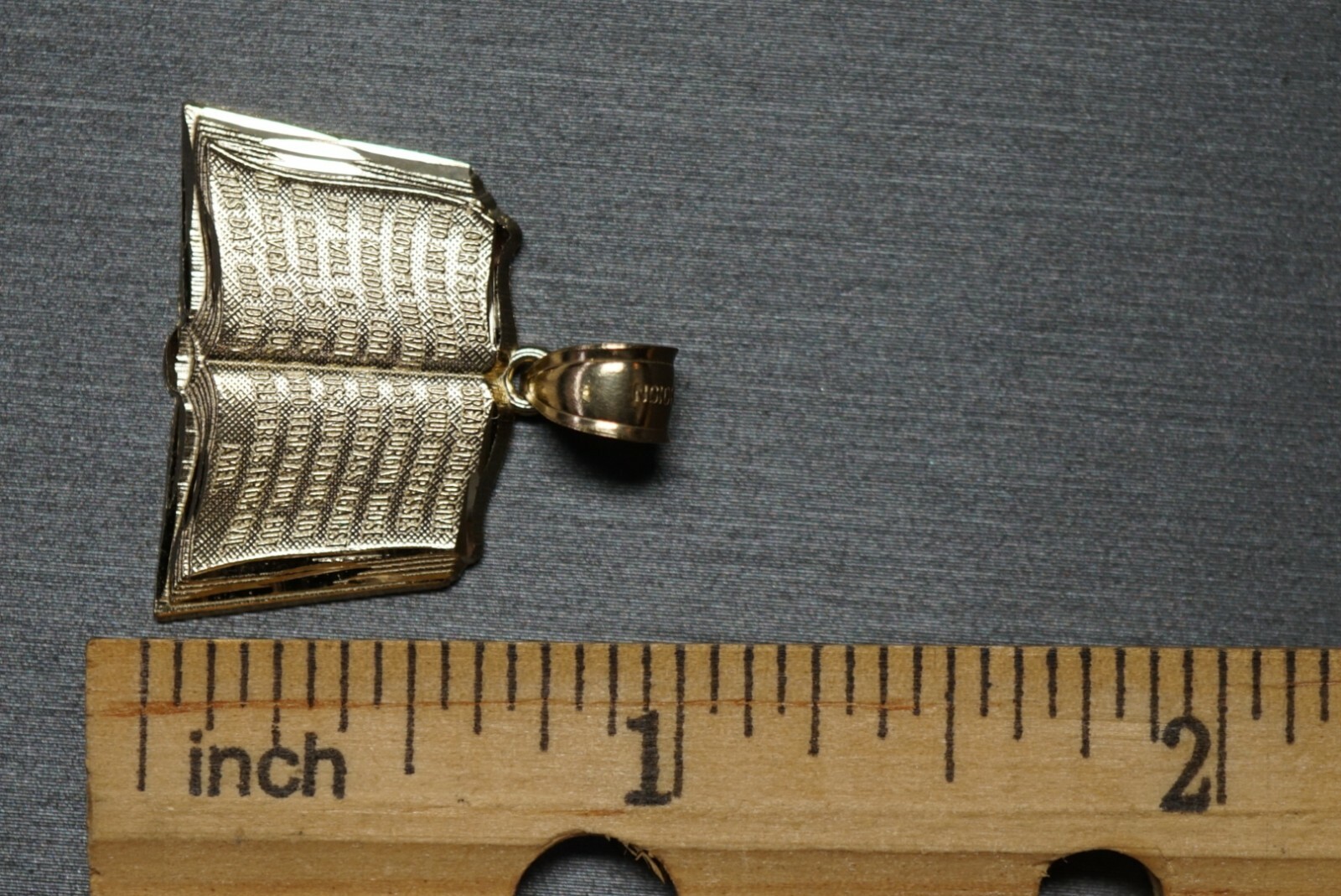 10K Solid Yellow Gold 1″ Holy Bible Charm Pendant. Men Women Children