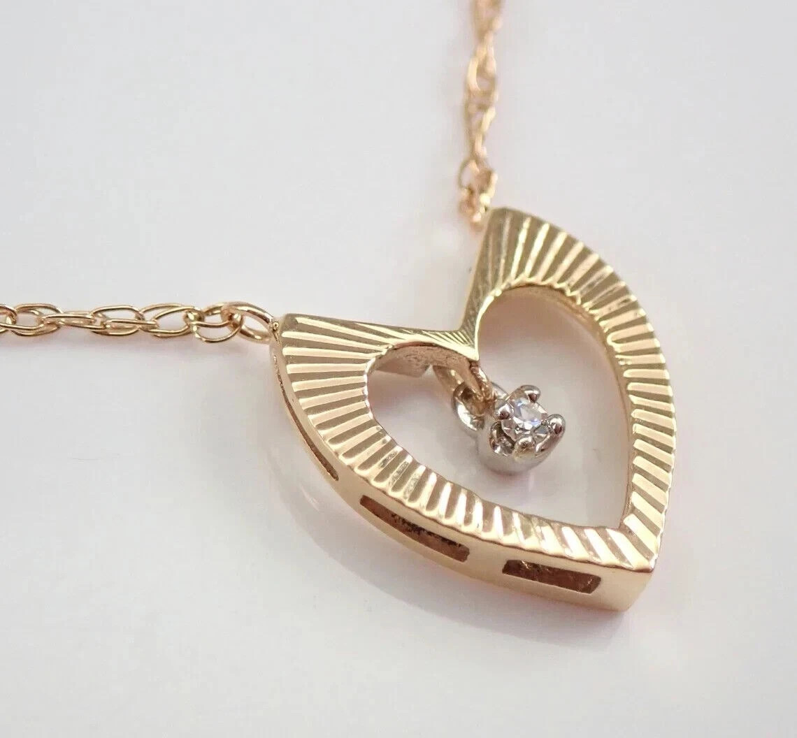 0.10Ct Round Cut Diamond Antique Heart Pendant 14K Yellow Gold Plated