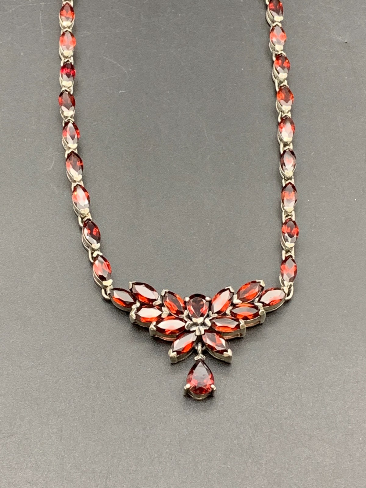 NF 925 STERLING SILVER GARNET COCKTAIL TENNIS DROP NECKLACE (671)
