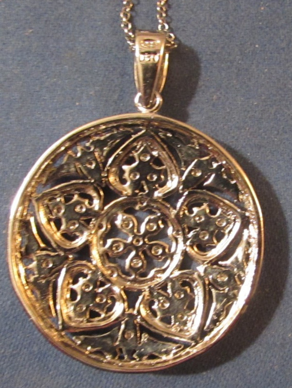 VINTAGE SIGNED D B J STERLING SILVER WITH UNKNOWN STONES PENDANT NECKLACE