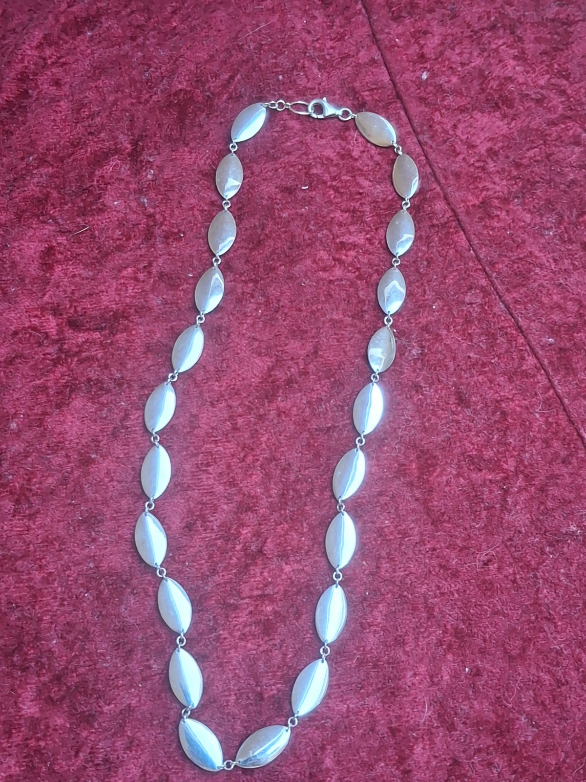 REDUCED! Pretty Vintage Hallmarked Sterling Silver Oval Link Necklace 24.5g