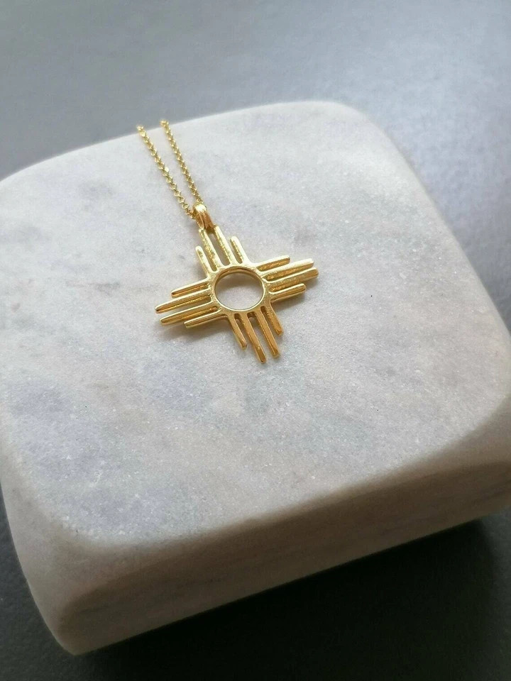 Beautiful ZIA Sun Symbol Women’s Pendant Necklace 18″ 14K Yellow Gold Plated