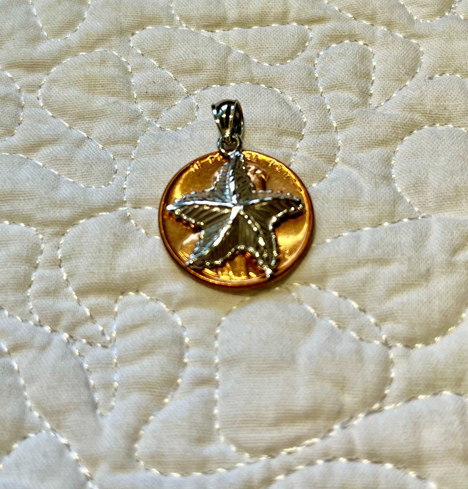 14k Solid White Gold Beach Ocean Polished and Diamond Cut Starfish Pendant