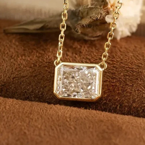 3.00Ct Radiant-Cut Lab Grown Diamond Solitaire Necklace Pendant 14k Yellow Gold