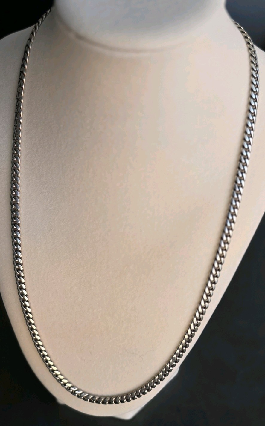 Sterling Silver 925 Cuban Link Chain Necklace 22.5 Inches 5.2 mm width.
