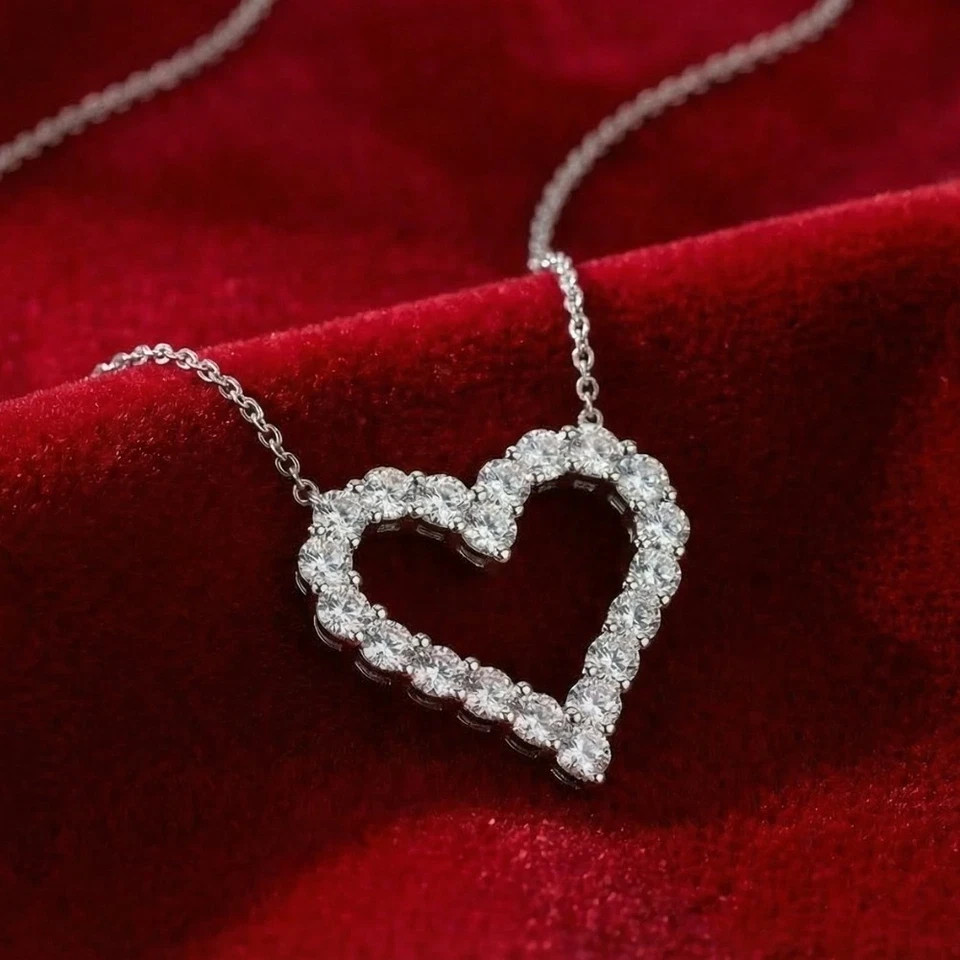 Sterling Silver Heart-Shaped Diamond Pendant Necklace Heart For Women