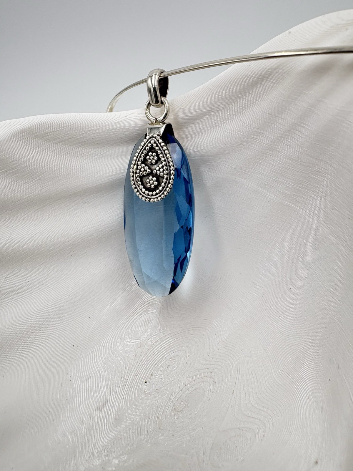 Sterling Silver Genuine 18CT Tanzanite Gemstone Teardrop Pendant-Pendant Only