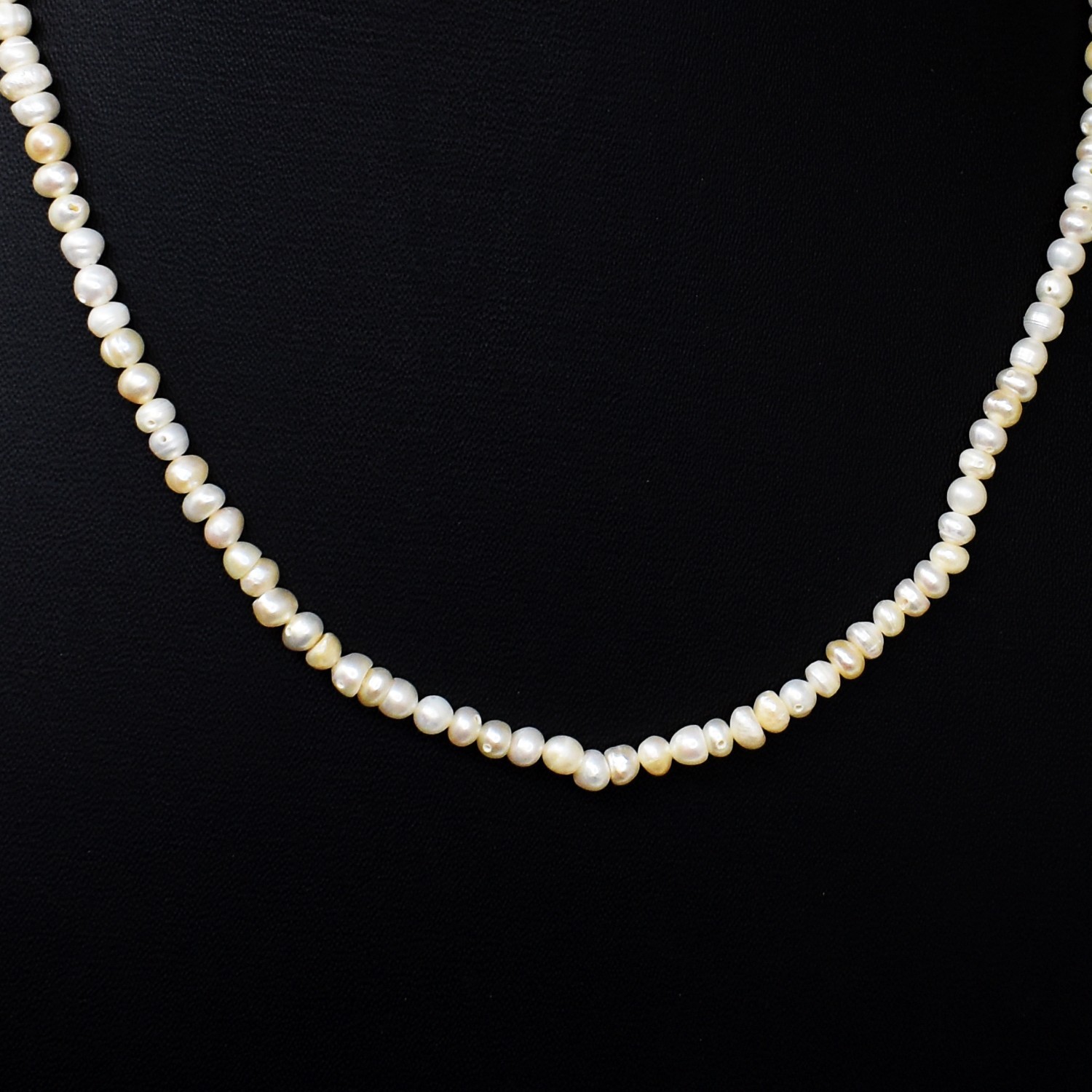 Wonderful Single Strand Fresh Water Pearl 73.00 Cts Beaded Necklace RK 19 AZ8