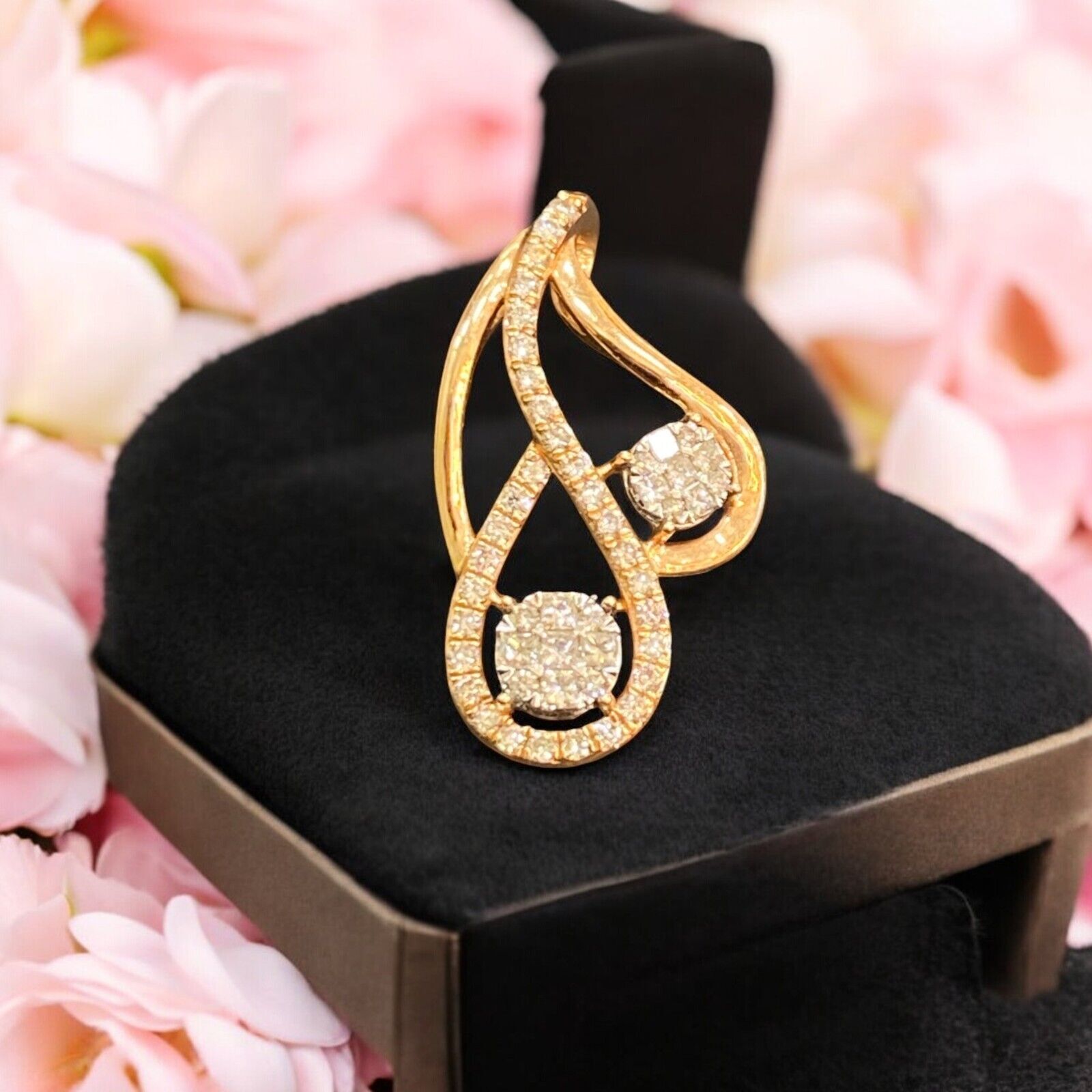 Pave 0.75 TCW Round Brilliant Cut Natural Diamonds Pendant In Certified 14K Gold