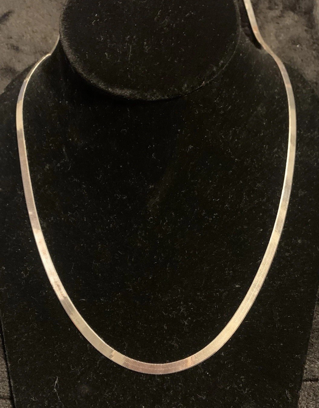 Made In Italy Sterling Silver Herringbone Chain Necklace 30”Signed DNT , 17.3 G