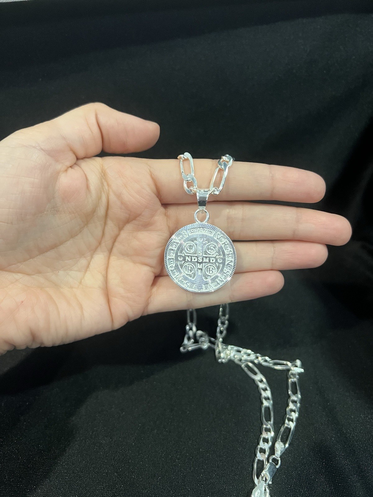 925 Sterling Silver Men Women St Benedict San Benito Medal Figaro Chain 20 24 30