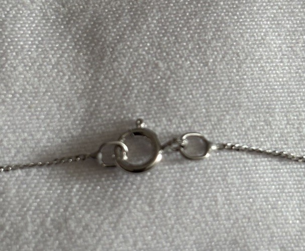 Blue Topaz Pendant Necklace 9ct White Gold 375