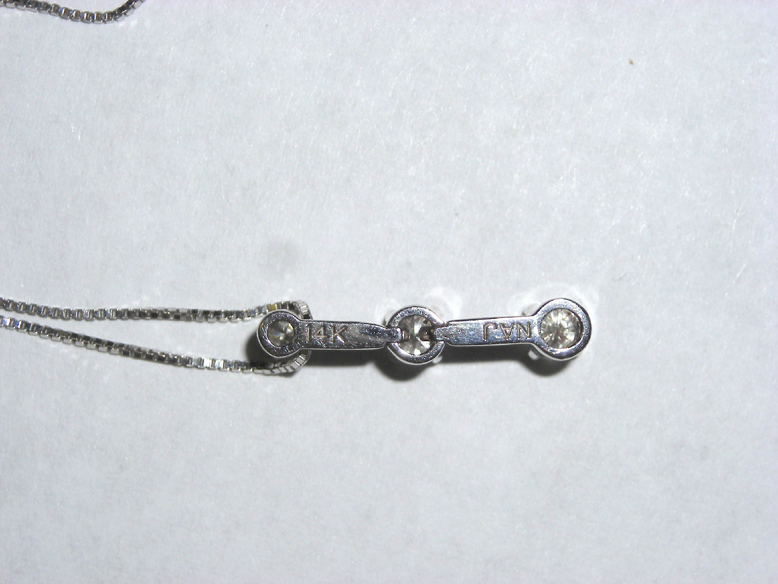14K White Gold 3 Diamond Pendant Necklace Past Present & Future Approx 1/4 Carat