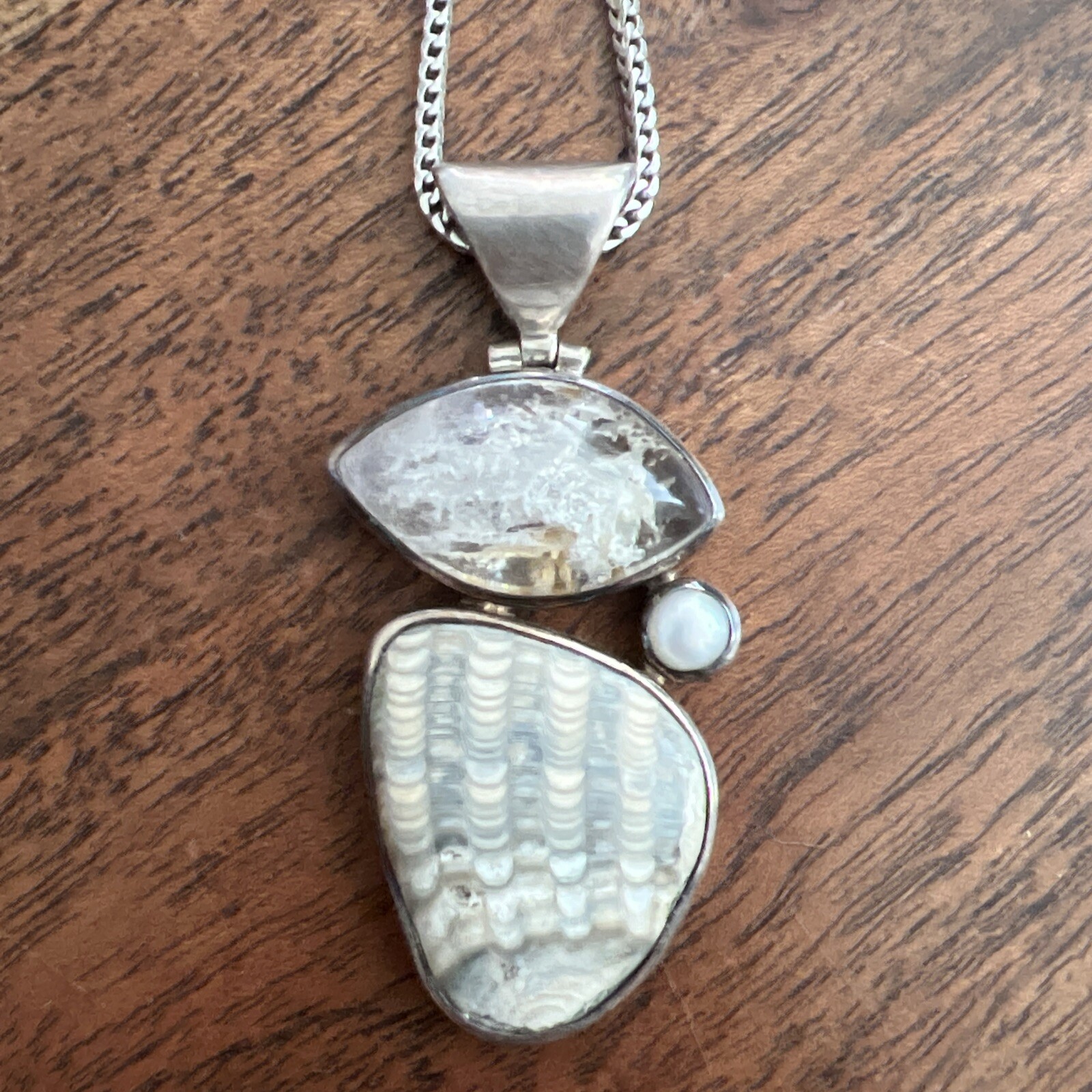 Starborn 925 Sterling Silver Cluster Pendant Necklace Fossil Pearl Neutral Color