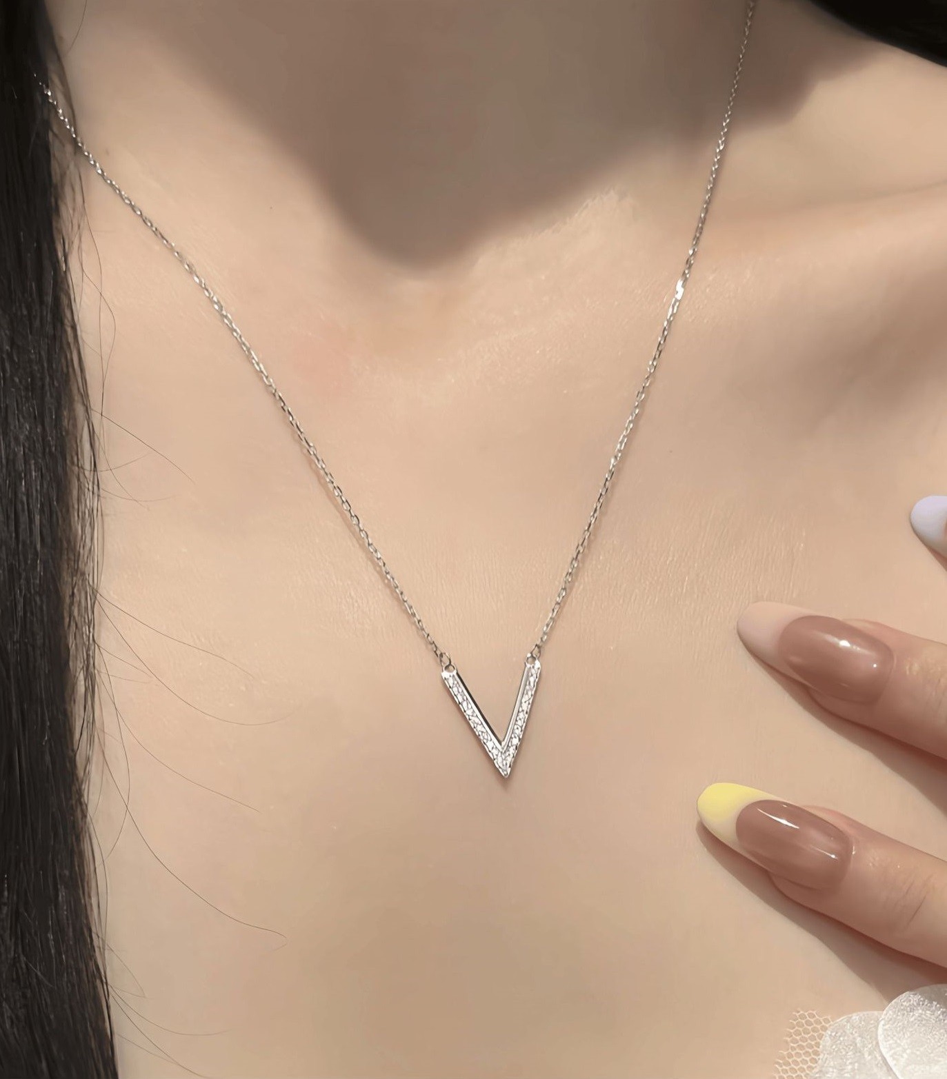 Minimalist V Shape Moissanite Pendant Necklace 925 Sterling Silver