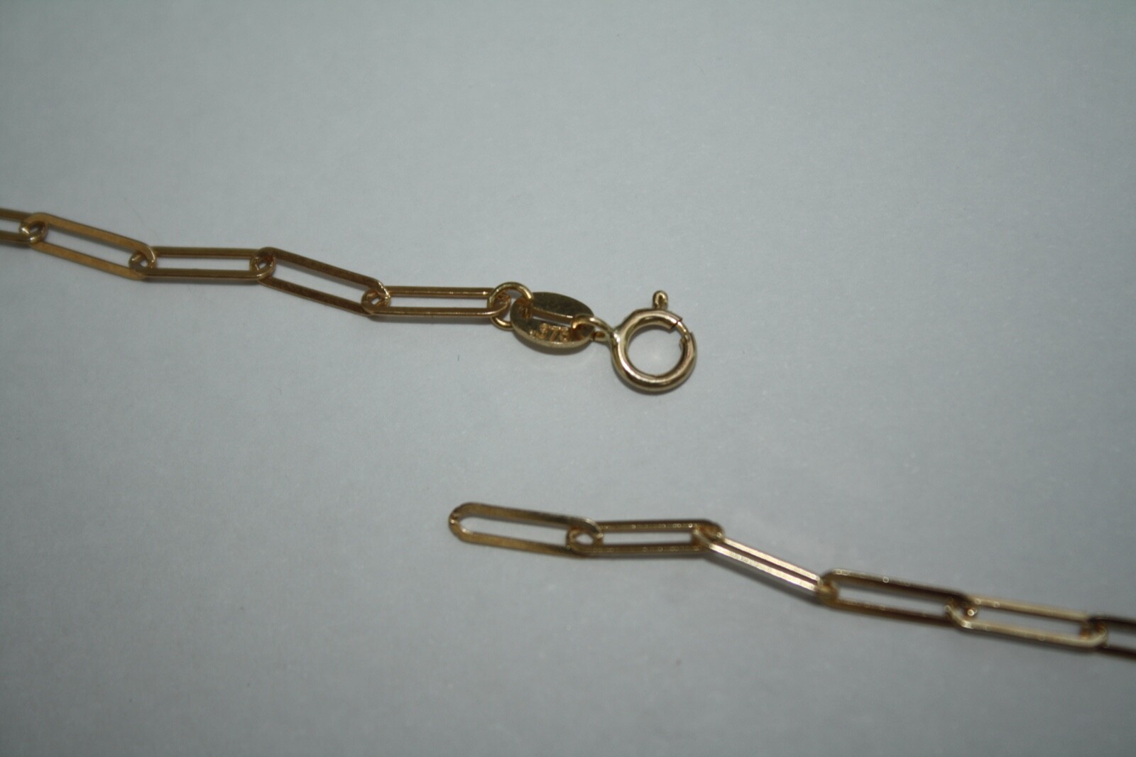 100% Genuine 9k Solid Yellow Gold Long Link Paperclip Chain 70cm. Brand New