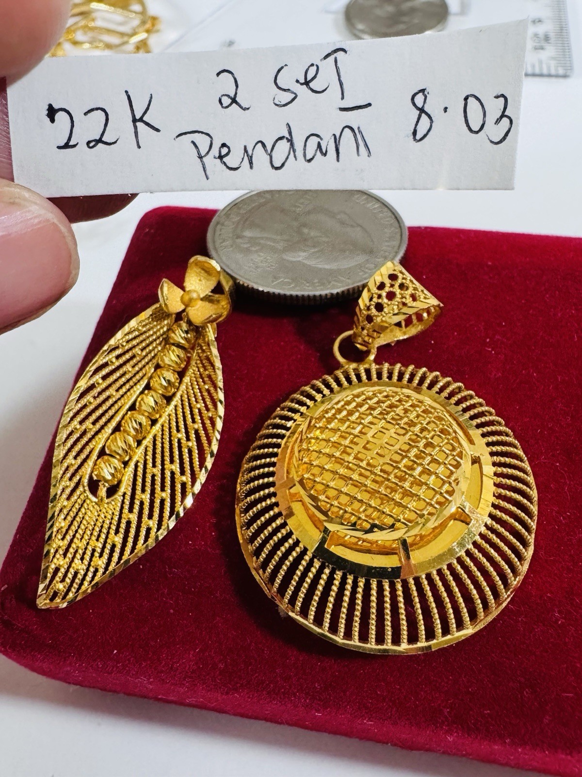 22K 916 22C Real Gold Two Set of Pendant 1 x Left Flower & 1x Round 8g
