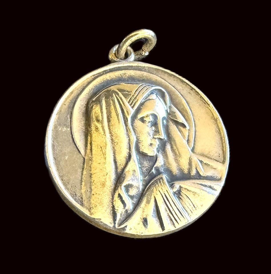 925 Sterling Silver Mother of Sorrows Blessed Virgin Mary 20mm Religious Medal
