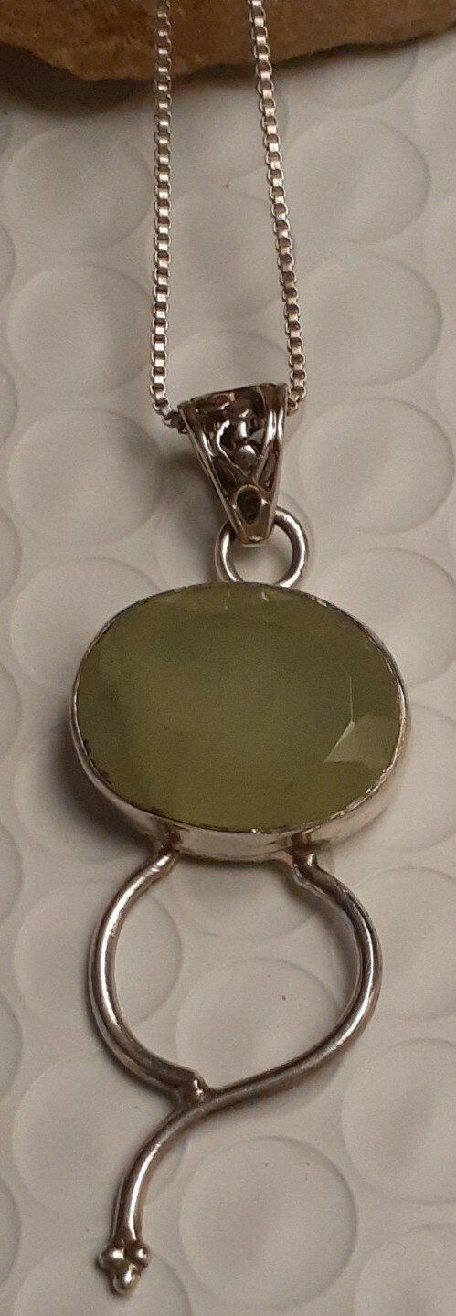 Fine Sterling Silver Prehnite Gemstone 2.25″ Pendant 18″ Box Chain Necklace