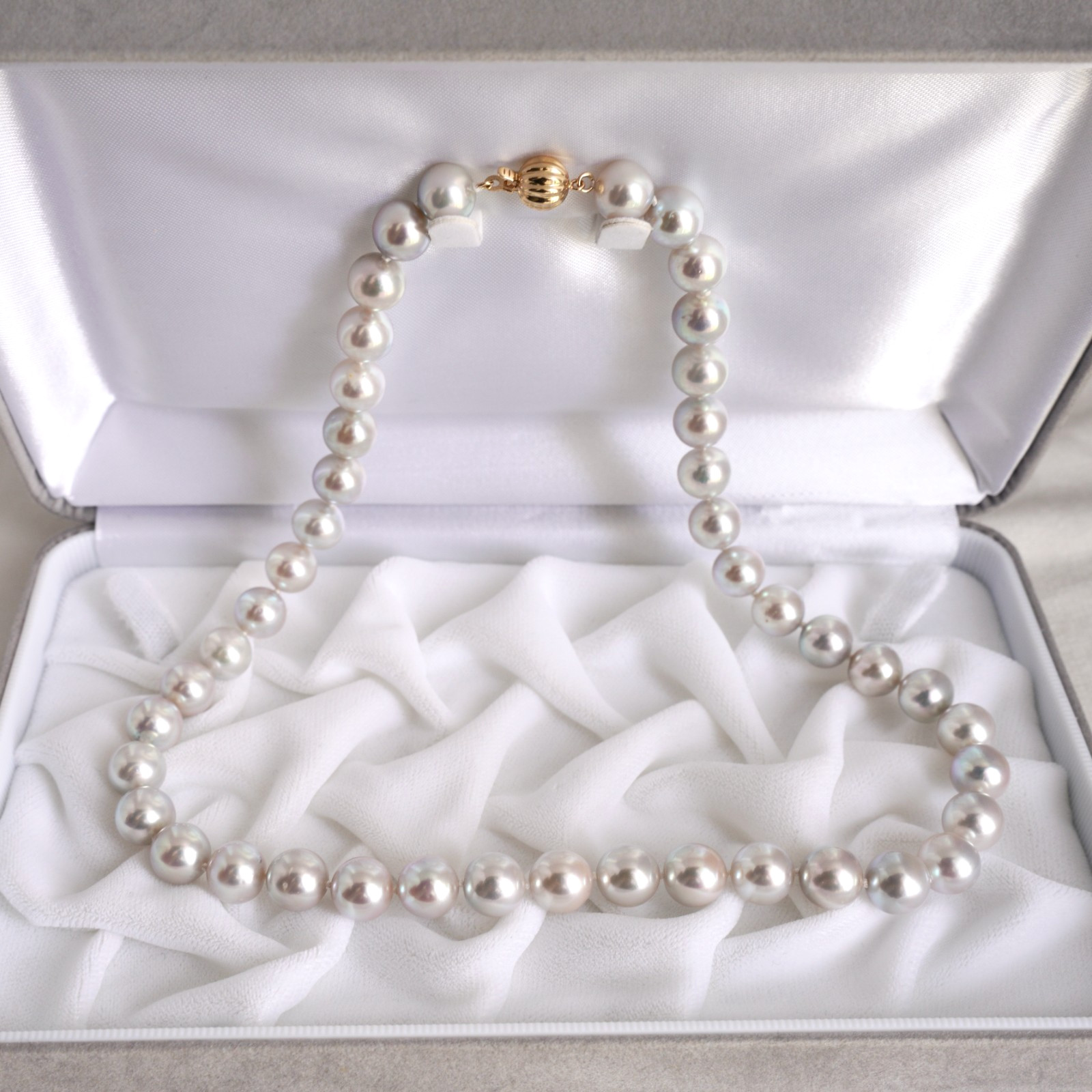 Round 9-9.5mm Silver-Rose Japanese Akoya Pearl Necklace 14K Yellow Gold,17.3″