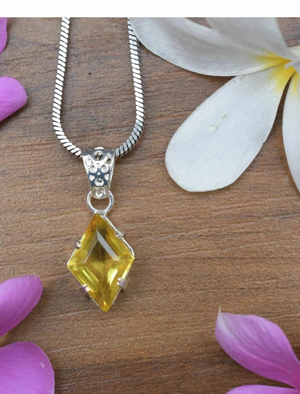 Natural Yellow Sapphire 15.06 Ct Fancy Cut 925 Solid Silver Pendant Gemstone