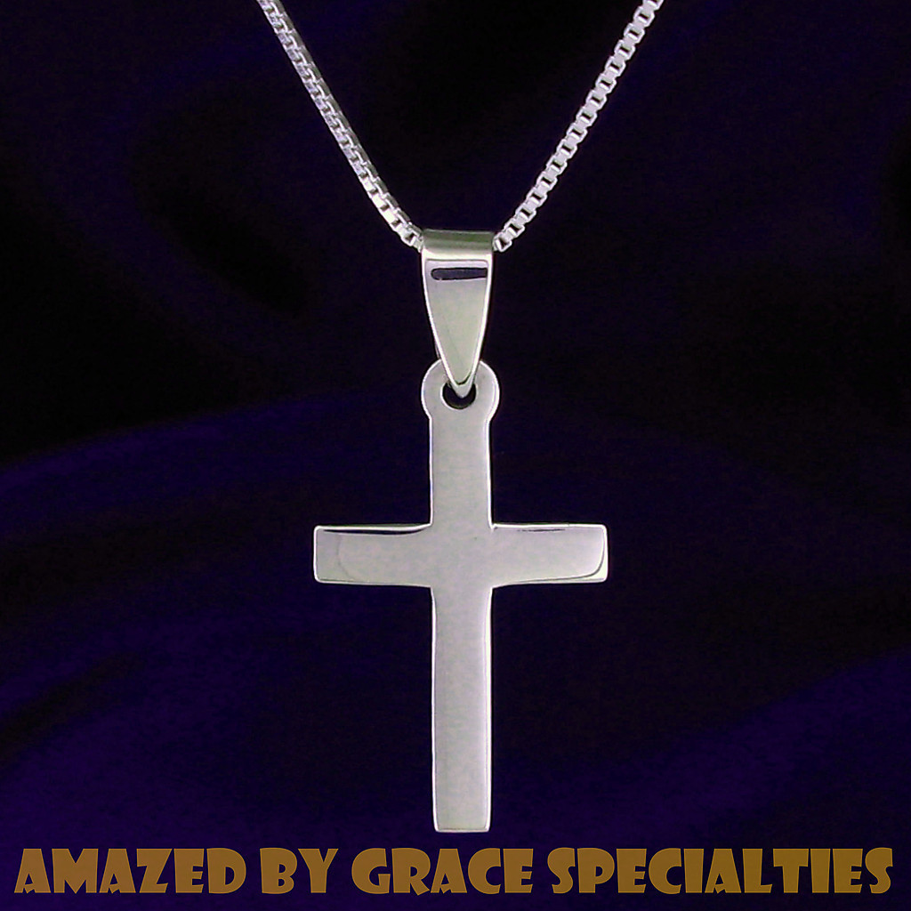 Mid Sized Plain Thin Cross Pendant in ‘925’ Sterling Silver – NEW!
