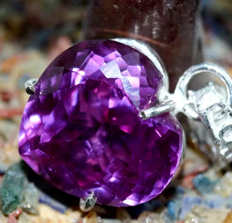 20 Ct Natural Purple Sapphire Heart Certified 925 Sterling Silver Gem Pendant