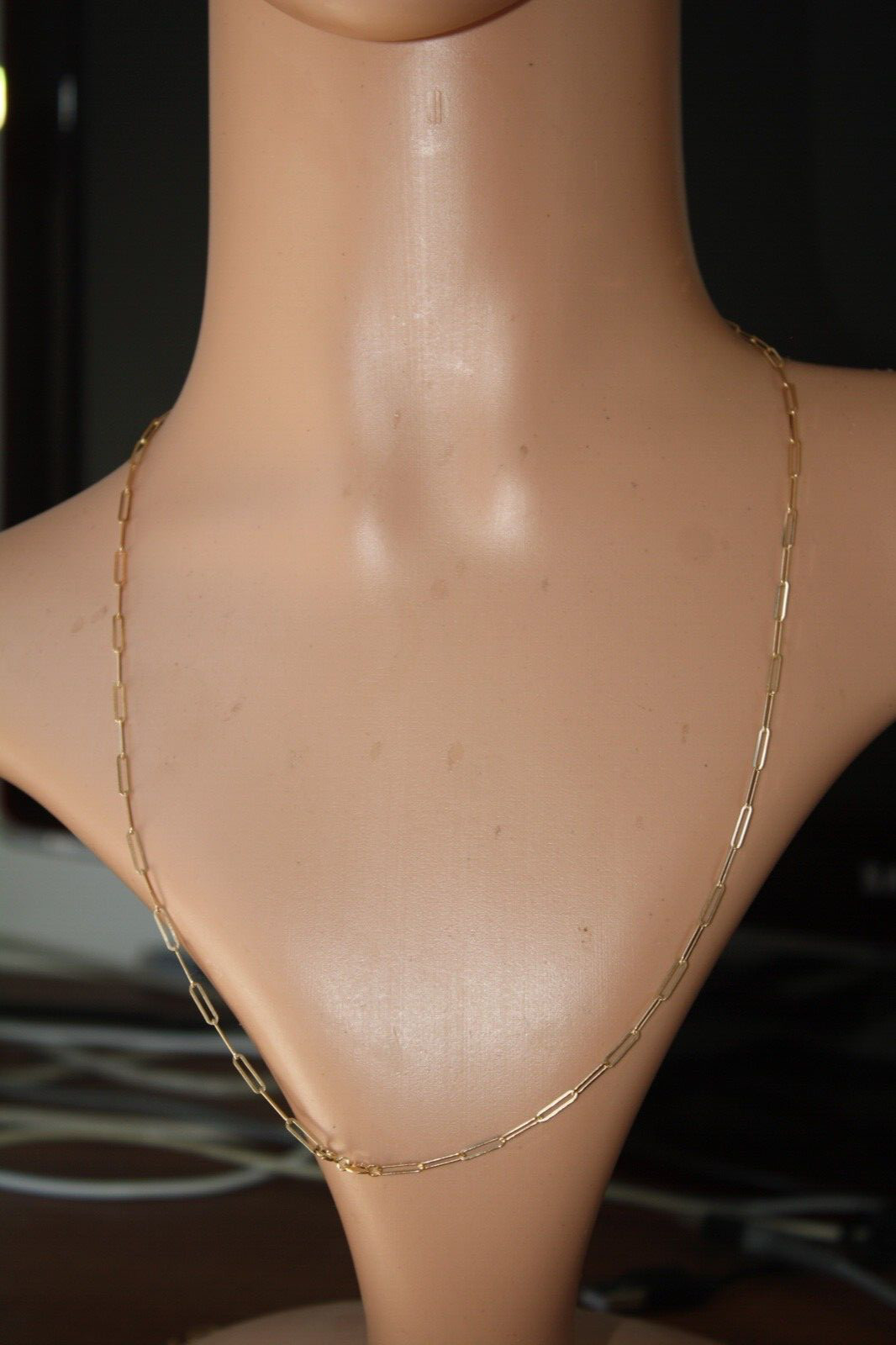 100% Genuine 9k Solid Yellow Gold Long Link Paperclip Chain 70cm. Brand New