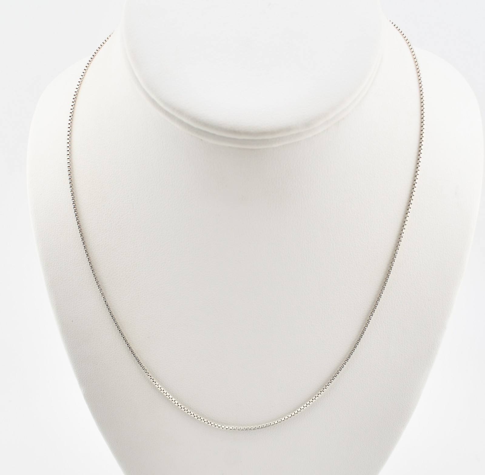 Sterling Silver Box Chain Necklace 18.25″ #FMG939