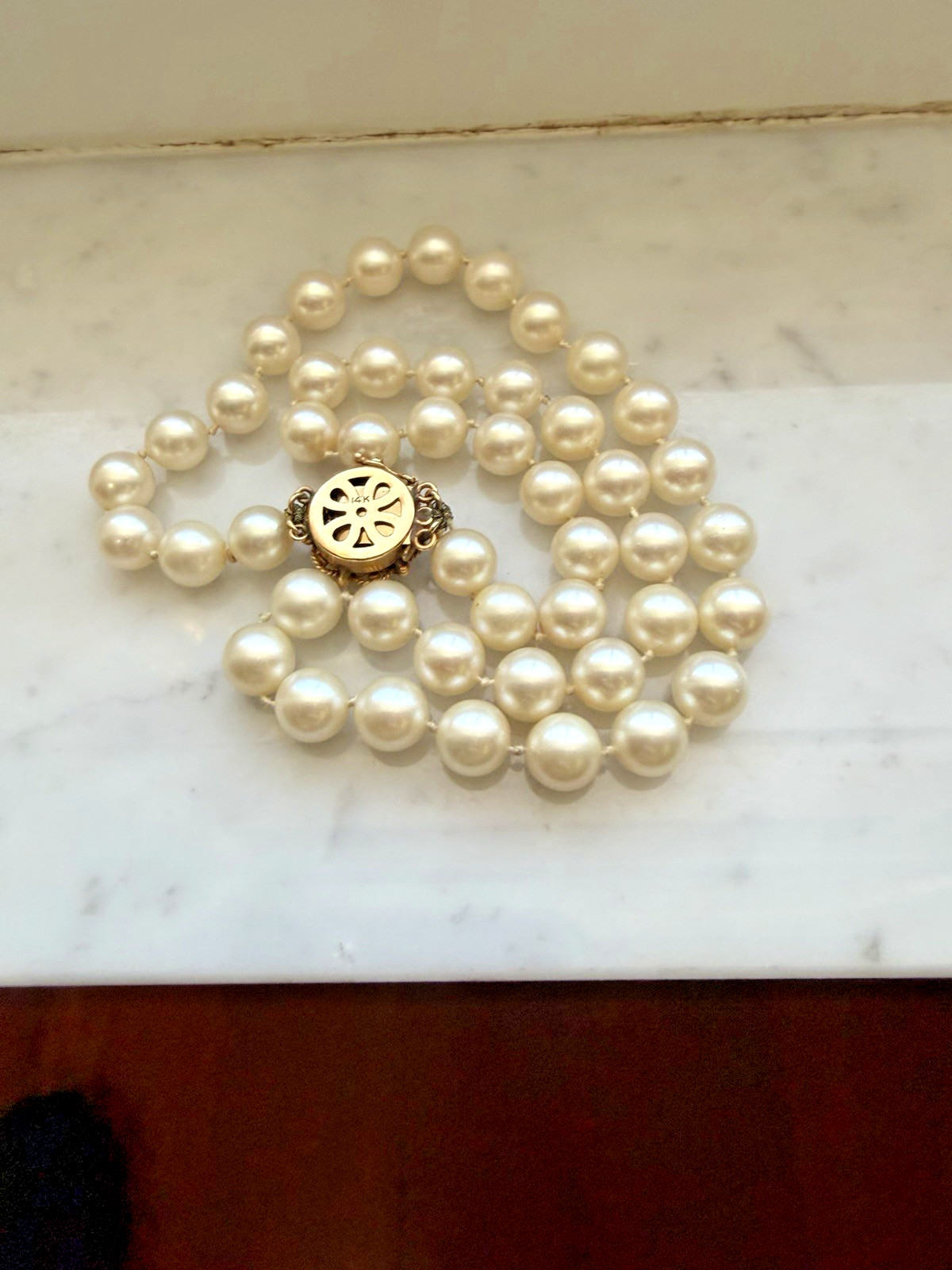 Saltwater Pearls Strand With 14 Karat Gold Amethyst Clasp Vintage Jewelry Nice