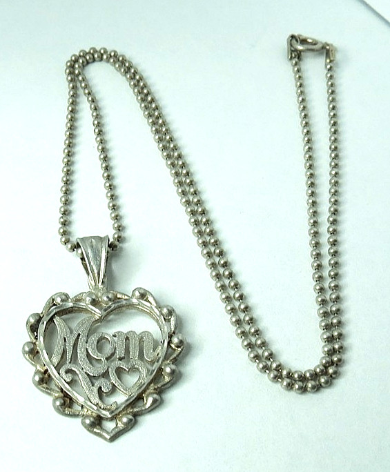 VINTAGE HEART LOVE MOM 925 STERLING SILVER PENDANT NECKLACE CHAIN 16″ LONG