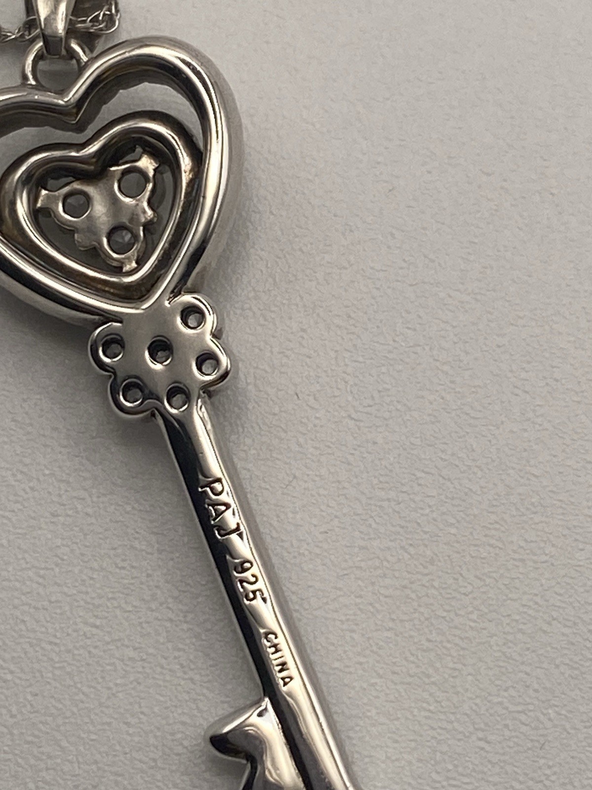 Zales Sterling Silver Key With Heart And Rhinestones On 925 Chain-18 Inches Box