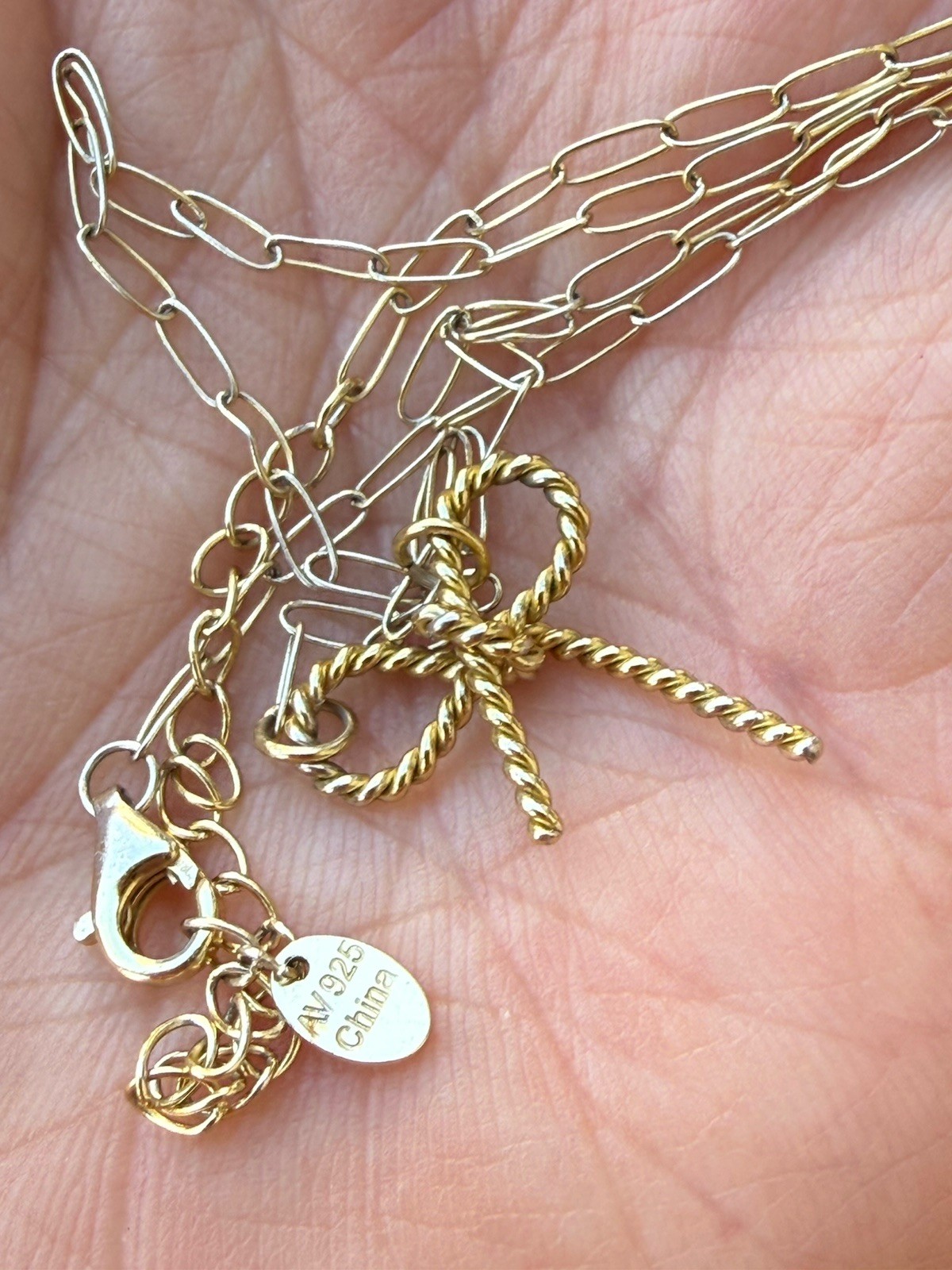 Delicate Paper Clip With Rope Bow Gold Plated Sterling Silver AV 925 Necklace