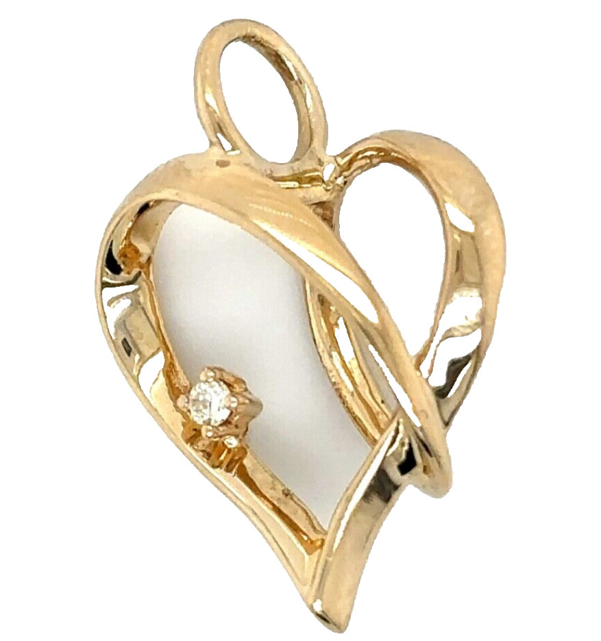 14k Yellow Gold Diamond Accent Heart Pendant 1.6g 0.75 in