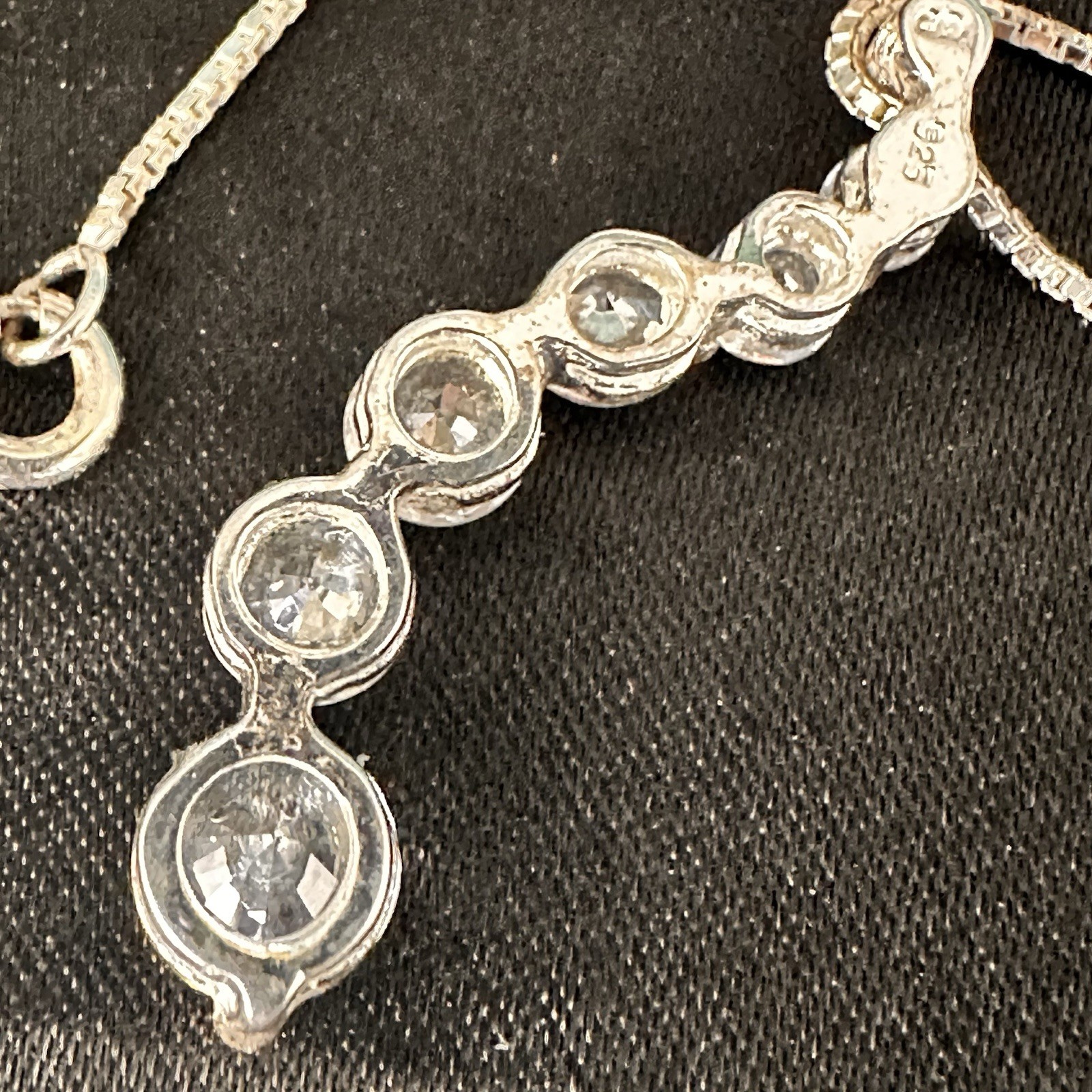 925 Sterling Silver CZ Graduated Drop Pendant Necklace Dainty Chain Elegant