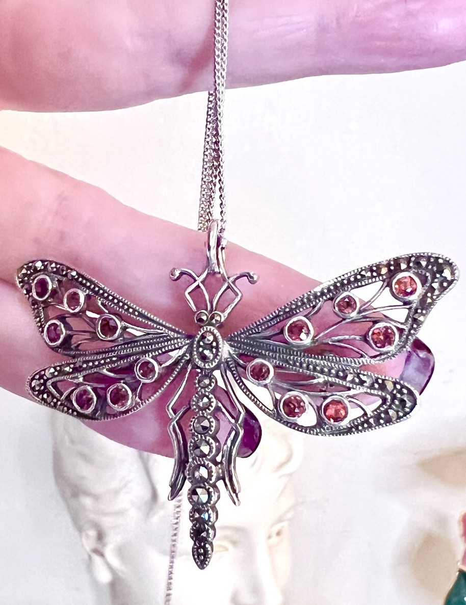 LOVELY Designer Sterling Silver & Garnet Dragonfly Brooch/Pendant Necklace