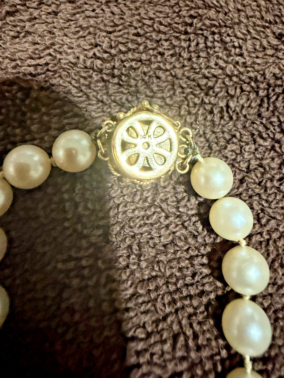 Saltwater Pearls Strand With 14 Karat Gold Amethyst Clasp Vintage Jewelry Nice
