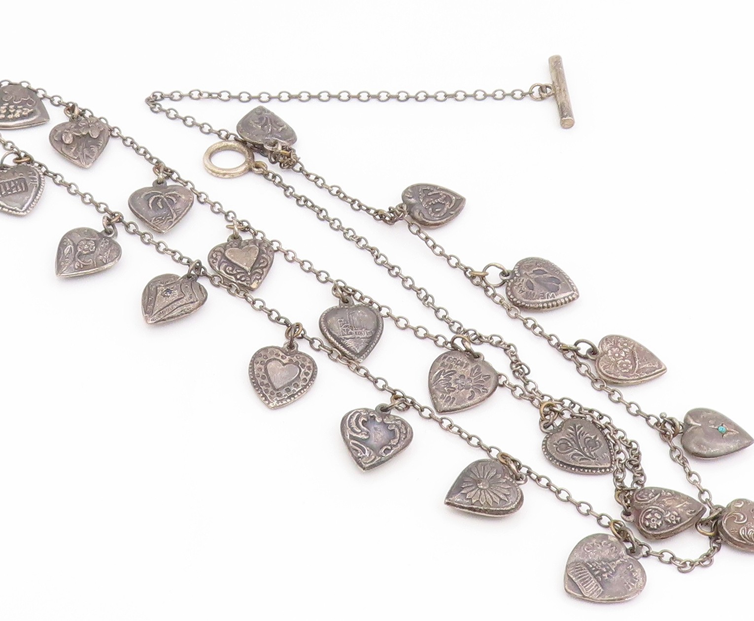 925 Sterling Silver Vintage Necklace Etched Love Heart Charm Motif Chain NE4832