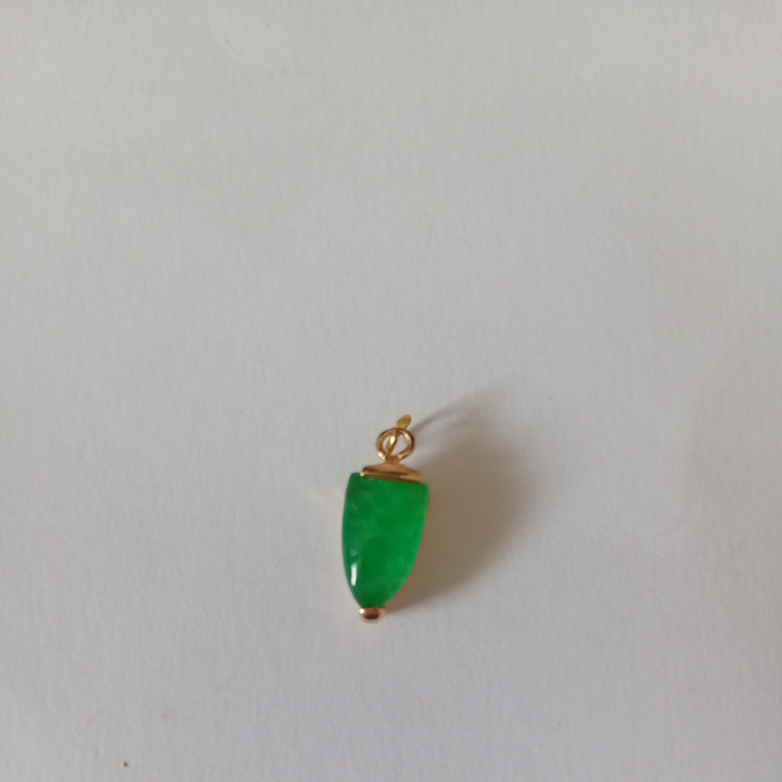 Green Jade Pendant water drop 9ct gold bezel Settings