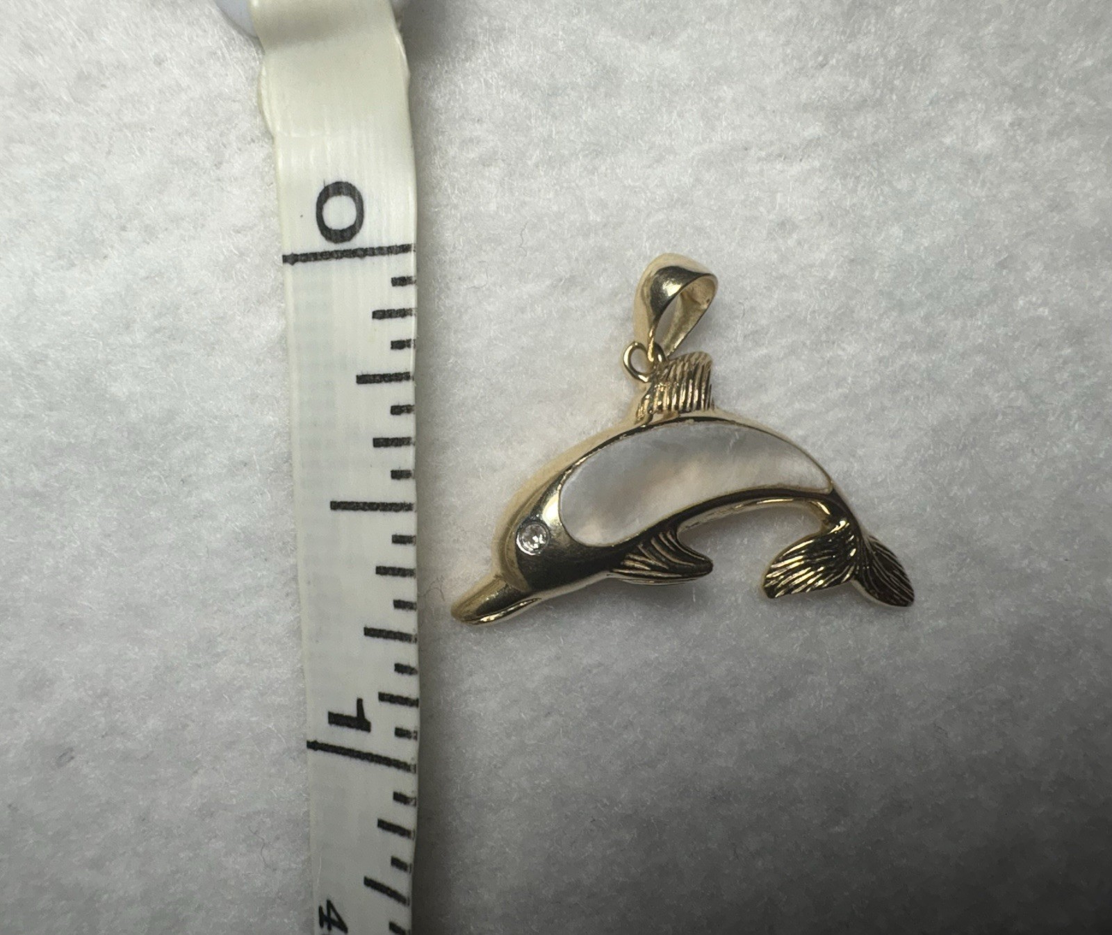 14k Yellow Gold Dolphin Pendant Mop Diamond Eye Marine/Ocean 2 Grams Stamped 14k
