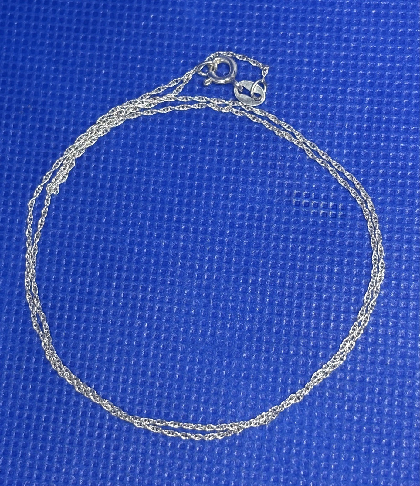 K69 Italy 925 Sterling Silver Twisted Rope 1mm Chain 17” Necklace 0.96g