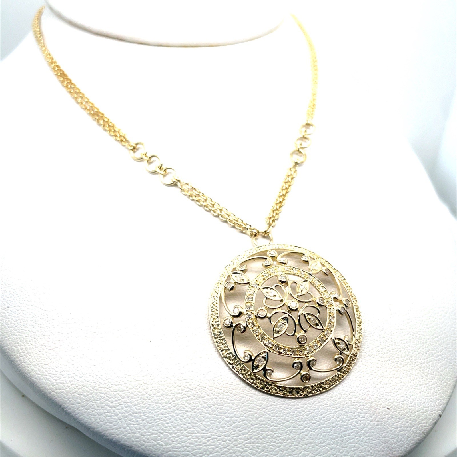 14k Yellow Gold .70 Ct Diamond Filigree 1-3/16″ Circle Chain Necklace 18″-11.7Gr