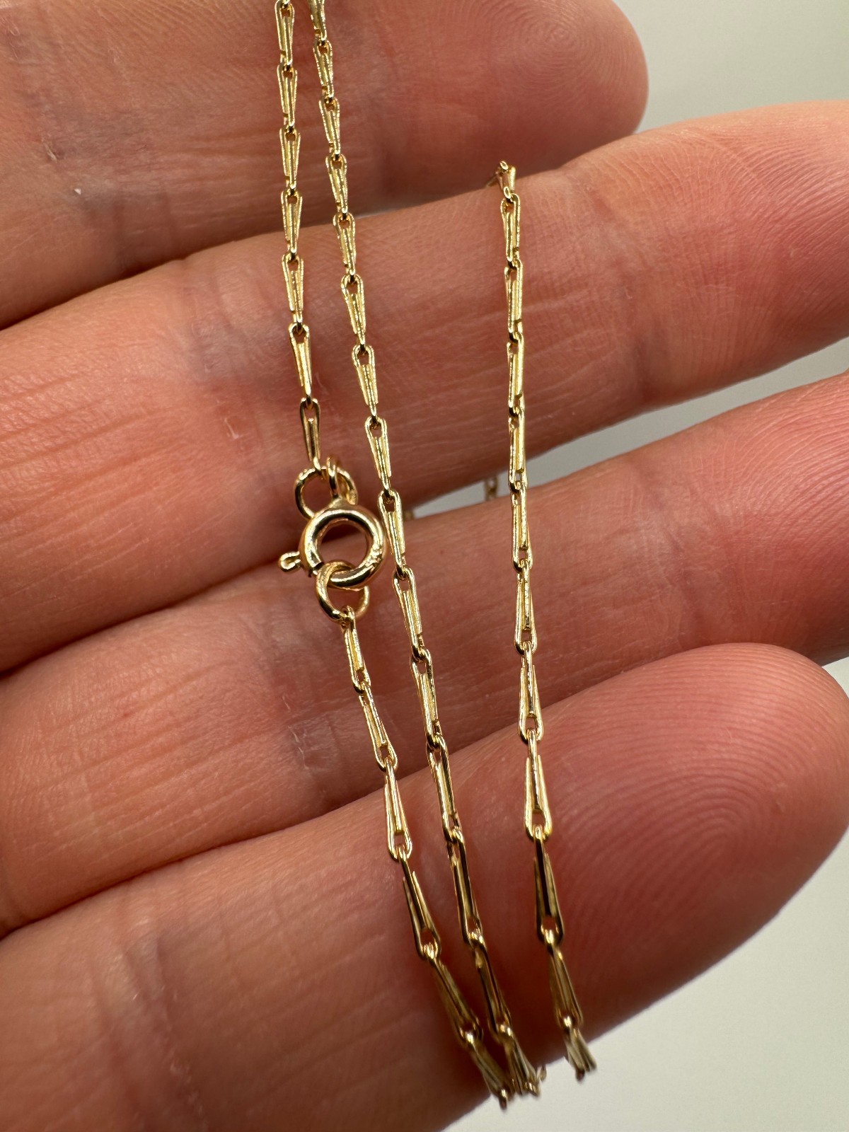 9ct Yellow Gold Solid Hayseed 1.44mm 28″ / 70cm Necklace Chain (HS2)