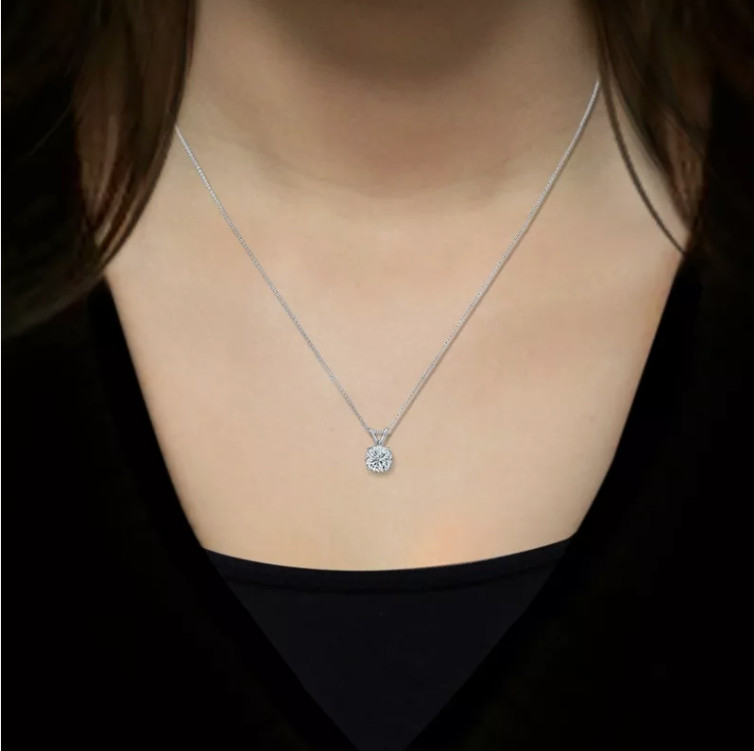 0.1-0.75 ctw Natural Round Diamond Solitaire Pendant in 10k Gold