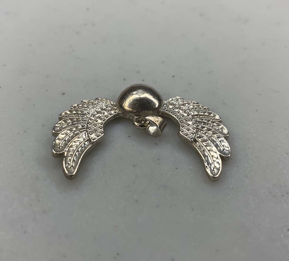 Used 925 Sterling Silver Heart With Wings Pendant, Unbranded – 5.5 grams