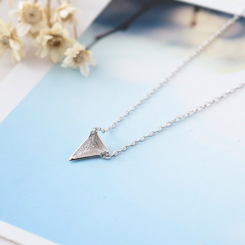 Genuine 925 Sterling Silver Lovely Fashion Triangle Drop Pendant Charm Necklaces