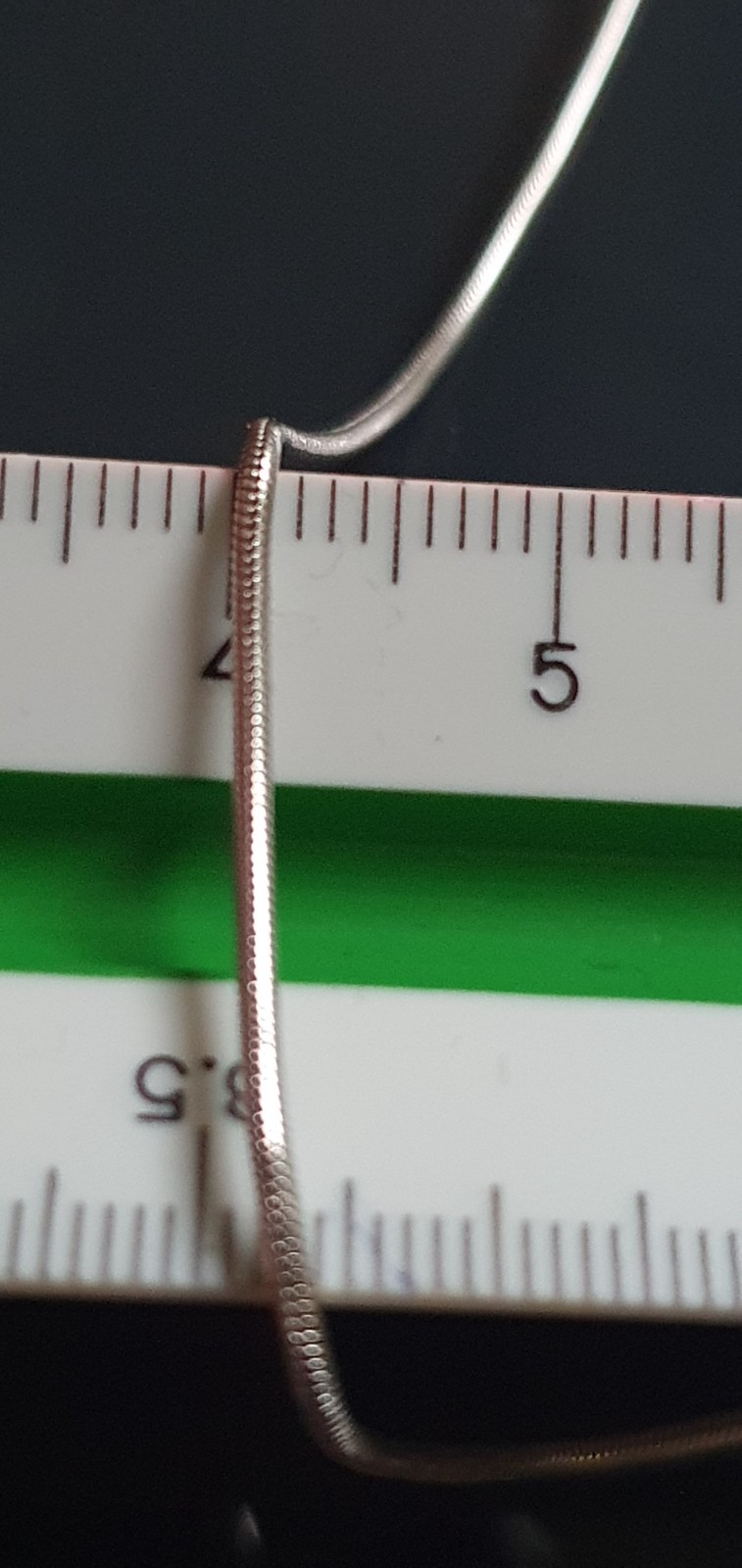 9ct Solid White Gold Snake Chain Necklace 375 Hallmark 4.57 g